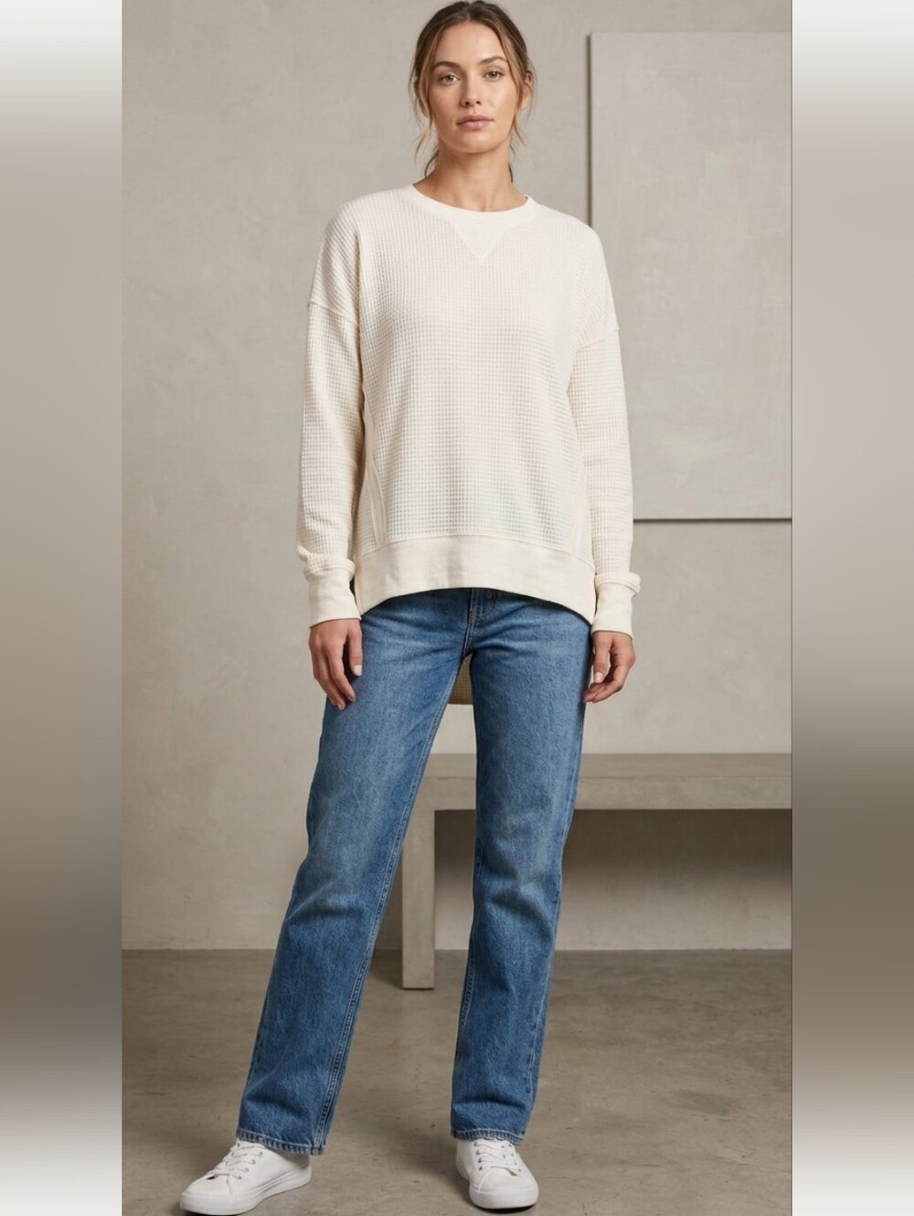 Hem & Thread Cream Crew Neck Waffle Knit Soft Stretch High Low Sweater M